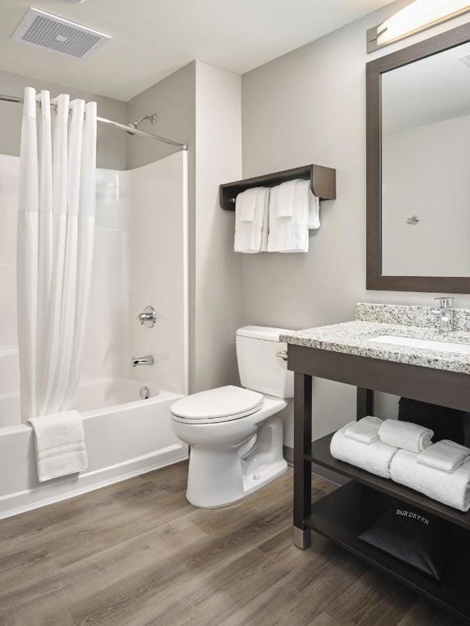 Stayapt Suites มอนต์โกเมอรี ภายนอก รูปภาพ